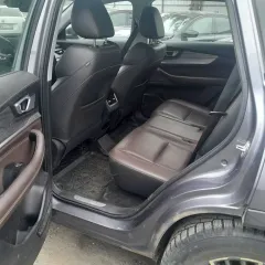 Chery Tiggo8 Pro, 2023. Год выпуска: 2023 г. Идентификационный номер (VIN): LVTDB21B5PD430048. Номер шасси (рамы): отсутствует. Номер кузова (кабины): LVTDB21B5PD430048. Цвет кузова (кабины): Серый. Мощность двигателя: 136,5 кВт, 185,6 л.с. Рабочий объем двигателя: 1598 см3. Пробег 92862 км. На…