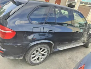 BMW X5 2008, vin-номер WBAFF41040L125495. Ознакомится с имуществом и документами к нему потенциальные покупатели могут, обратившись в рабочие дни к организатору торгов по тел. +7-909-340-28-60, e-mail: ural-zpp@yandex.ru.