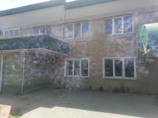 Продается недвижимость в Краснодарском крае, город Новокубанск. Нежилое здание общей площадью 220 кв.м, кадастровый номер 23:21:0401004:317 по адресу: ул. Победы, 4. Назначение: нежилое, количество этажей 2, год завершения строительства: 1977. Земельный участок площадью 155 +/- 4 кв.м, кадастровый…