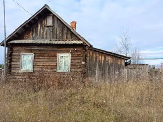 Жилой дом, кадастровый номер: 59:26:1010101:101, площадь: 56,4 кв.м, адрес  местонахождение : Российская Федерация, край Пермский, городской округ Нытвенский, деревня Гуслята, улица Центральная, дом 4.