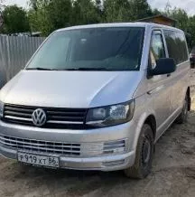 Volkswagen 7НС Caravelle, VIN WV2ZZZ7HZGH020177, 2015 года выпуска, гос. номер Р 919 XT 86, цвет: серебристый. Имущество находится в залоге у АО КБ Приобье.