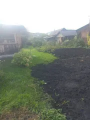 1/3 Доля дома и 1/3 доля земельного участка в Горно-Алтайске. Право общей долевой собственности на жилой дом, размер доли в праве - 1/3 доли, по адресу: Российская Федерация, Республика Алтай, г. Горно-Алтайск, пер. Смежный д. 15, кадастровый номер: 04:11:020213:21, площадь 29,5 кв.м. Право общей…