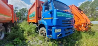 Автомобиль - мусоровоз МК-4545-Г6 на шасси КАМАЗ 53605-37, идентификационный номер XZX4545G6KOA30264, паспорт транспортного средства 65 РА 931980 от 15.10.2019, год изготовления — 2019, назначение - перевозка твердых коммунальных отходов.