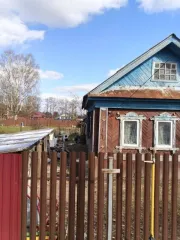 Дом 43 кв.м. и земельный участок 601 кв.м. в Ивановской обл. Здание, назначение: жилое, количество этажей 1, общая площадь 43 кв. м., адрес (местоположение) объекта: Ивановская область, р-н. Юрьевецкий,г. Юрьевец, ул. Нахимова, д. 8. Кадастровый номер 37:22:010309:163 Земельный участок, категория…
