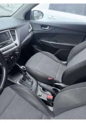Hyundai Solaris, 2019 года, 123 лс, 132757 км, АКПП. Автомобиль легковой, марка: Hyundai, модель: Solaris, VIN: Z94K241CBLR162881, гос. рег. номер: М284ХК134, год изготовления: 2019