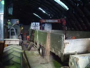 Склады и ж/д пути 5586,8 кв.м, участок 28555 кв.м, Абакан. Имущество, расположенное по адресу: Республика Хакасия, г. Абакан, ул. Горная, д. 7: Недвижимое имущество - Нежилое здание (склад II группы №1), кад. №19:01:080501:1366, пл.1177,1 кв.м. Нежилое здание (склад II группы №2)…