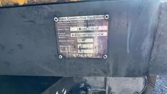 Экскаватор гусеничный Volvo EC 210BLC PRIME 2011 года выпуска, госномер 6641ОО55, VIN VCEC210BT00075343.