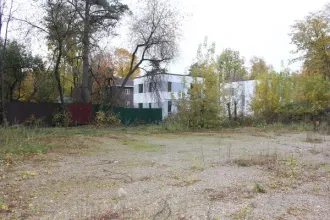 Земельный участок 599 кв. м Москва с адресным ориентиром: город Москва, внутригородская территория муниципальный округ Косино-Ухтомский, улица Златоустовская, земельный участок 2/2 общей площадью 599 кв. м с кадастровым номером 77:03:0010007:5321 Вид разрешённого использования земельного участка…