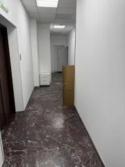 Нежилое помещение 391,1 кв. м, Москва, Басманный район, этаж № 1, кадастровый номер: 77:01:0001029:4076, адрес: РФ, Москва, вн. тер. г. муниципальный округ Басманный, Лялин переулок, д. 19, корп. 1, пом. 5/1. Для информации: помещение с кадастровым номером: 77:01:0001029:4076 расположено в пределах…