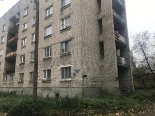 Нежилое помещение 19,9 кв.м Ярославская область Нежилое помещение: 1 этажа № 18, общей площадью 19,9 кв.м., кадастровый номер 76:19:010318:148, расположенного по адресу: Ярославская область, г. Ростов, ул. Гладышева, д.7, пом. 18 Расположение в пределах объекта недвижимости (этажа, части этажа…