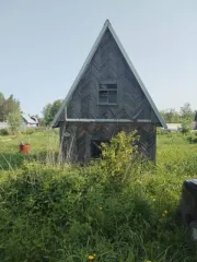 Садовый дом 9,6 кв.м и земельный участок 540 кв.м в Вологде. Нежилой объект недвижимости, садовый домик, кадастровый номер 35:24:0302013:706, расположенный по адресу: Вологодская область, г. Вологда, садоводческое товарищество «Железнодорожник», дорожка № 4, участок № 50, площадью 9,6 кв. м…