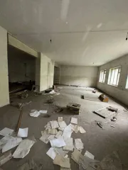 Жилое здание 523.1 кв.м и земельный участок 2600 кв.м, Саратовская обл., Энгельсский район, поселок Анисовский, улица Майора Шапочка, д. 37. Здание, кадастровый номер 64:38:040302:112, площадью 523.1 кв.м. Земельный участок для ведения личного подсобного хозяйства, кадастровый номер…