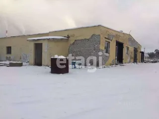 Нежилое помещение подвал №11, кадастровый номер 86:10:0101031:4001, адрес: Сургут, проспект Ленина, дом 18/2, площадь 6,70 кв.м. Доступ в помещение отсутствует.