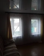 Доля в квартире 35.2 кв.м, жилое назначение, 2 этаж. Адрес: Россия, Архангельская область, м.р-н Ленский, с.п. Сафроновское, с. Яренск, Набережная Подбельского, дом 11, квартира 5. Кадастровый номер: 29:09:080102:77