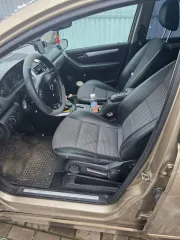 Mercedes-Benz 180 хэтчбек (комби), 2007, государственный знак: Е281ВХ550, цвет: бежевый, VIN: WDD1690071J436707, ПТС: 77 НН 865655, на ходу, пробег 317 729, залог отсутствует, обременений нет.