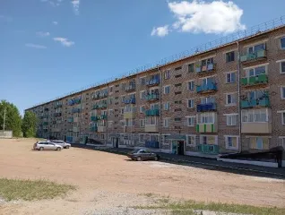 Квартира 59.4 кв.м Республика Бурятия Жилое помещение квартира (жилое помещение) кадастровый номер: 03:06:190124:19 год постройки: 1978 площадь – 59,4 кв.м. расположенная на первом этаже пятиэтажного многоквартирного дома фундамент бутобетонный перекрытия железобетонные стены кирпичные адрес…