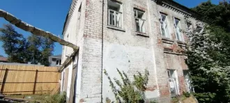 Нежилое здание, назначение: нежилое, площадью 259,3 кв.м, кадастровый номер 18:30:000279:59, расположенное по адресу: Удмуртская Республика, городской округ город Сарапул, город Сарапул, улица Первомайская, дом 53а, с земельным участком, занимаемым зданием площадью 646 кв.м., кадастровый номер…