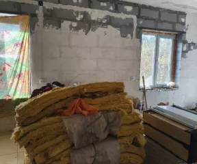 Доля дома 118.3 кв.м и доля земельного участка 1479 кв.м в Пермском крае. В собственности 2/6 доли дома и 2/6 доли земельного участка, а также еще 2/6 доли дома и 2/6 доли земельного участка, плюс дополнительно 2/6 доли земельного участка. Участок площадью 1479 кв.м, назначение: Земли населенных…