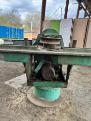 Станок трубогибный TGS-90. Назначение: предназначен для гибки металлических труб и сортового проката методом обкатки в холодном состоянии и обеспечивает качественный изгиб заготовок на заданный угол до 180 градусов. Год выпуска: 1984. Изготовитель: Судоремонтный завод им. 25 Октября, г. Горький…