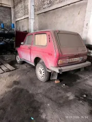 ВАЗ 2121 1992 автомобиль, 1992 года выпуска. Марка, модель ТС: ВАЗ 2121, мощность двигателя 77 л.с., объем двигателя 1451 куб.см, тип двигателя: бензиновый. Цвет: вишня. Сведения о пробеге отсутствуют. Состояние имущества неудовлетворительное. Вид транспорта: легковой автомобиль ВАЗ 2121. Объем…