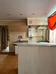 Жилой дом площадью 211,1 кв. м, количество этажей - 1 (в том числе подземных - 1), назначение - жилое, кадастровый номер 08:14:030341:85; земельный участок площадью 563 кв. м, категория земель - земли населенных пунктов, вид разрешенного использования - для индивидуального жилищного строительства…