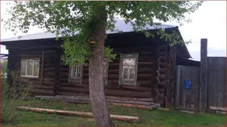 Доля в жилом доме 70.3 кв.м, Верхотурский г.о. 1/3 доля дома в Свердловской обл., 1/3 доля в праве на жилой дом, площадь: 70,3кв.м., адрес: Свердловская область, городской округ Верхотурский, город Верхотурье, улица Советская, дом 37, кадастровый номер: 66:09:0401015:473
