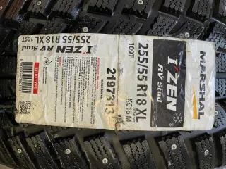 Marshal Izen-RV Stud 255/55 R18, 2015 г.в. Автомобильная зимняя шина, количество 4 шт., дата выпуска 28 неделя 2015 года, шины новые, не устанавливались, не эксплуатировались, производитель: Marshal, тип запчасти: автомобильная зимняя шина, состояние: дата выпуска 28 неделя 2015 года, шины новые…
