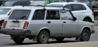 Давыдов Алексей Николаевич  Лот №1 Лот №1 Автомобиль марки ВАЗ 21041 30, 2008 г.в. Идентификационный номер  VIN : XWK21041080062910, Цвет: алмазное серебро, Государственный регистрационный номер У452ЕХ136. Ограничения: Вид ограничения: Запрет на регистрационные действия Основание: Документ…