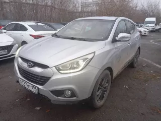 Hyundai ix35, 2014, VIN: TMAJU81ECFJ683773, двигатель: EU683496, кузов: TMAJU81ECFJ683773, цвет: серебристый.