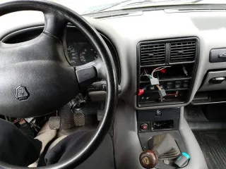 ГАЗ 3110 Волга 1999 года, 90 л.с., пробег 150000 км. Автомобиль в состоянии не на ходу, причины неизвестны.