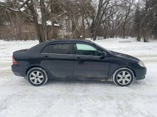 Toyota Corolla 2002, 110 лс, 410000 км, АКПП. Автомобиль Toyota Corolla, VIN: JTDBT23E700119327, 2002 г.в., цвет: черный, регистрационный номер: М797ТН96. В двигателе присутствуют посторонние звуки, большой расход масла. Течет антифриз и масло, неисправность термостата. Горит на приборной панели…