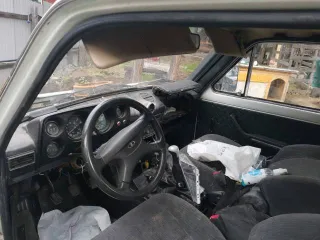 ВАЗ 2121 (4x4), 1990 года, 80 лс, 250000 км, полный привод. Легковой автомобиль, марка: ВАЗ 2121, год изготовления: 1990, VIN: XTA212100L0781592, ПТС: 9930512452, г/н: А438ЕО138, не на ходу, требуется капитальный ремонт двигателя, кузовные работы. Пробег транспортного средства (на момент…