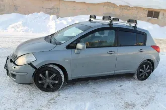 Nissan Tiida 2008 года, 110 л.с., АКПП. Автомобиль легковой Nissan Tiida 1.6, 2008 года выпуска, государственный регистрационный знак Е918ВМ154, VIN 3N1FCAC11UL445513.