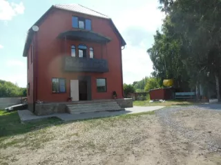 Здание с земельным участком Здание с земельным участком 
Год ввода в эксплуатацию: 2020 
Количество подземных этажей : 1 
Вид ограничений и обременений: не установлены 
Общая площадь: 200.1 
Материалы наружных стен здания : кирпич 
Кадастровая стоимость : 2891241.6 
Кадастровый номер…