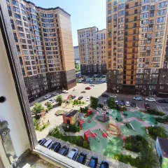 <p>Квартира, расположенная по адресу: Краснодарский край, г. Краснодар, ул. им. Григория Булгакова, д. 16, кв. 37, состоящая из 1 ой комнаты, общей площадью 24,70 кв.м., кадастровый номер: 23:43:0118001:25647. Объект в залоге. Залогодержатель АО  БАНК ДОМ.РФ .</p>