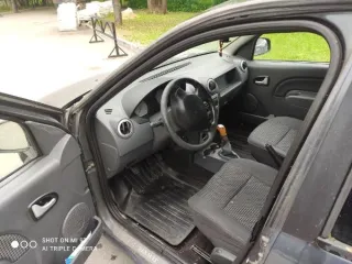 Renault Logan SR 2008, легковой автомобиль (VIN: X7LLSRABH8H194060). Марка: Renault, модель: Logan SR, привод: передний, объем двигателя: 1598.0, мощность: 67.0, экологический класс: 3, пробег: 301868, госзнак: X 449 OA 199, коробка передач: механика, вид транспорта: легковое, VIN…