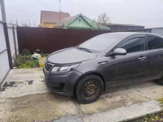 Kia Rio 2013 года, идентификационный номер (VIN) Z94CB41AADR122239.