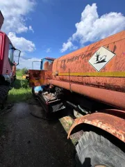 Урал АТЗ-10-4320 2007 года выпуска, автоцистерна на шасси Урал, государственный номер х537се/59, VIN Х5W5668T570000024. Местонахождение - поселок городского типа Игрим.