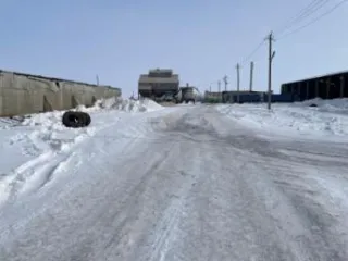 Блок-контейнер база с. Колос БК - 5,85*2,4*2,5, территория МТМ (склад ГСМ) Колонка топливораздаточная Топаз-511-54-2000/00 (А), с. Колос - территория склада ГСМ Гараж 750 кв.м., с. Колос Объект на кадастровом учете не стоит (не зарегистрирован в ЕГРН) Гараж 260 кв.м., с. Колос Объект на кадастровом…