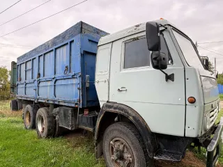 KAMAZ 5320, 1984, грузовой автомобиль, марка: КАМАЗ, модель: 5320, год изготовления: 1984, цвет: серый, VIN: отсутствует; особенности тех. состояния: следы коррозии по кузову.