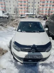 Volkswagen Polo 2010 автомобиль марки VOLKSWAGEN модель Polo 2010 г.в. VIN-номер WVWZZZ6RZBY095123 предварительно по телефону 89854366555; 89629551333 по адресу пгт Дрожжино, Ленинский городской округ, Московская область, ул. Дрожжино Южная 12 к 1 на парковке у вин Лаба
