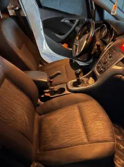 Opel Astra, 2012. Легковой автомобиль марки Opel, модель Astra, год выпуска 2012, идентификационный номер (VIN): XUFPD6DD6D3003483. Ознакомиться с имуществом можно по месту его нахождения по адресу: г. Алапаевск ул. Зои Космодемьянской, 12. Контактные данные лица, осуществляющего хранение…