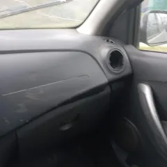 Renault Logan 2017 года, VIN X7L4SRAV458820955. Цвет серый, регистрационный знак К 915 ОО 76. ПТС 77 ОТ №070523, СТС 99 32 № 043924. Пробег 297031 км.