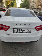 LADA Vesta белый, 2020 года выпуска. Автомобиль VIN XTAGFL110MY505594, модель Lada Vesta GFL110, тип ТС — легковой седан, шасси (рама) № отсутствует, кузов № XTAGFL110MY505594, цвет белый, регистрационный знак К 289 ВА 763. По вопросам ознакомления с имуществом и дополнительной информацией…