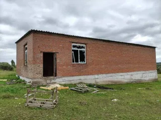 Здание, 182,9 кв.м, Novosibirskaya oblast', Zдание (cad. nomer 54:19:110201:292; ploshchad' 182.9 kv.m.; Mestopolozhenie: Novosibirskaya oblast', Novosibirskiy rayon, Stantsionnyy sel'sovet, v rayone p. Vitamin; data gos. registratsii: 12.12.2011).