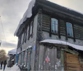 Нежилое здание площадью 204,9 кв. м, расположенное по адресу: Томская область, г. Томск, ул. Шишкова, д. 27, с отчуждаемым земельным участком площадью 626,0 кв. м, занимаемым указанным зданием и необходимым для его эксплуатации, расположенным по адресу: Российская Федерация, Томская область…