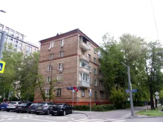 Нежилое помещение по адресу: г. Москва, ул. Борисовская, д. 2/31, площадью 282,9 кв. м. (Этаж № 1, Подвал № 0), кадастровый номер: 77:03:0003018:4621. Назначение нежилого помещения: Свободное. Общая площадь: 282.9.
