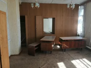 Помещение площадью 45,40 кв.м. адрес (местонахождение) объекта:  646600, Омская обл, Горьковский р-н, Горьковское рп, Красный Путь ул, дом № 5 Помещение площадью 45,40 кв.м. адрес (местонахождение) объекта:  646600, Омская обл, Горьковский р-н, Горьковское рп, Красный Путь ул, дом № 5 
Общая…