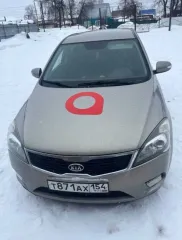 Kia Ceed, 2011 года, 109 лс, 247267 км. Легковой автомобиль, марка: KIA, модель: CEED, год изготовления: 2011, цвет: СЕРЕБРИСТЫЙ, VIN: XWEHC511AC0002557.