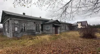 Здание 346,3 кв.м с участком 3397 кв.м, с. Глебово, Ярославская область, расположенное по адресу: Ярославская область, р-н Рыбинский, с. Глебово, ул. Школьная, д. 18, с земельным участком, в составе: Здание, кадастровый номер 76:14:010506:735, назначение: нежилое, площадь: 346,3 кв. м., количество…